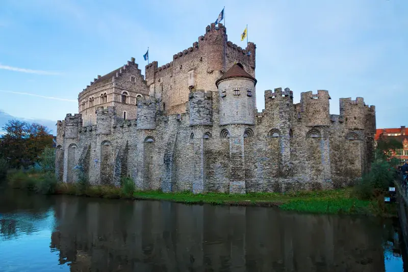 top 5 castelos mais bonitos da Belgica- Castle gravensteen